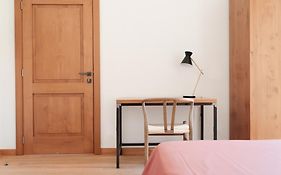Glass House - Smart Rooms & Parking